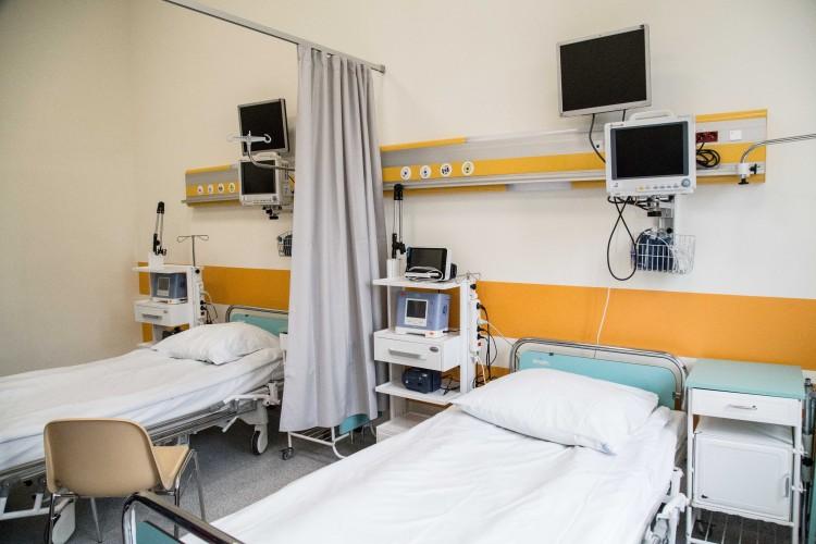 Wrocławski szpital przyjmie dwukrotnie więcej pacjentów chorych przez smog [ZDJĘCIA]