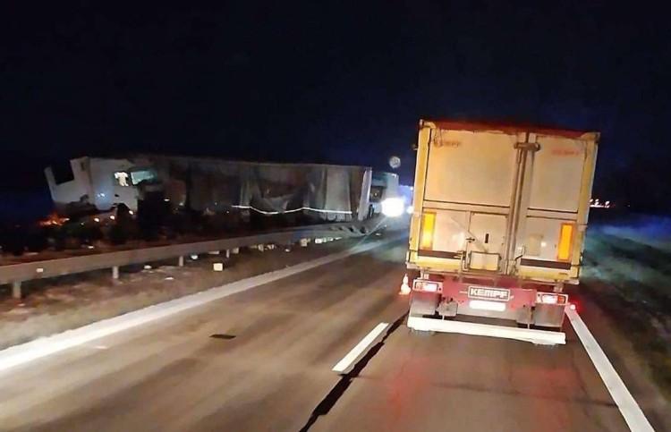 Tragiczny karambol na autostradzie A4. Nie żyje jedna osoba