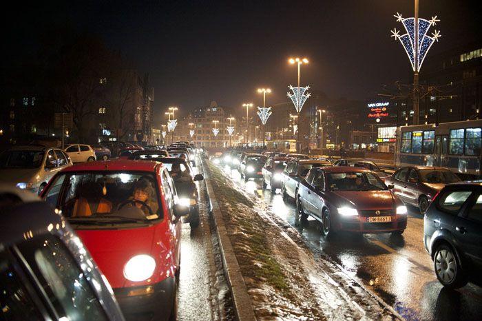 Opłaty na AOW nie opłacają się nawet rządowi 