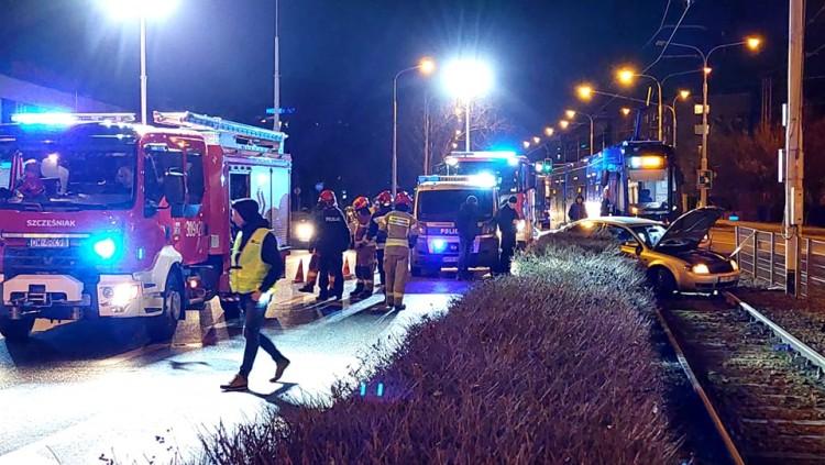 Wrocław: Trwa obława na bandytów z Grabiszyńskiej. Policjant w szpitalu