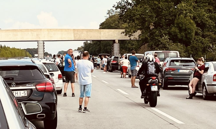 Groźny wypadek na A4. Na miejscu śmigłowiec ratowniczy