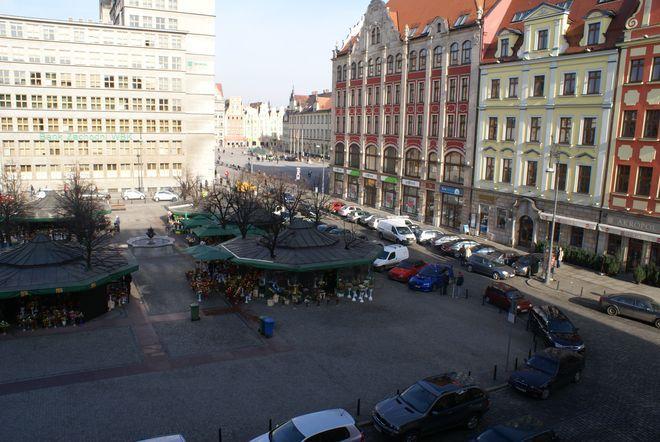 Nowy plan magistratu: ożywić pl. Solny i ul. Szajnochy tramwajami i przystankami