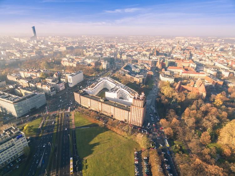 Trzy kolejne biura OVO Wrocław sprzedane. Kim są nowi właściciele? [ZDJĘCIA]