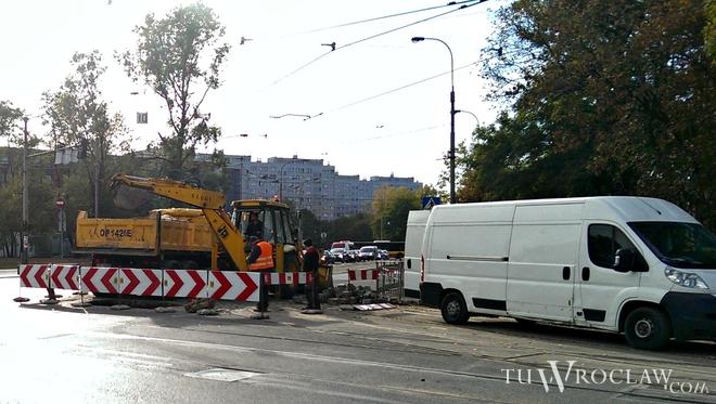 Utrudnienia na ulicy Grabiszyńskiej z powodu awarii potrwają aż do połowy grudnia