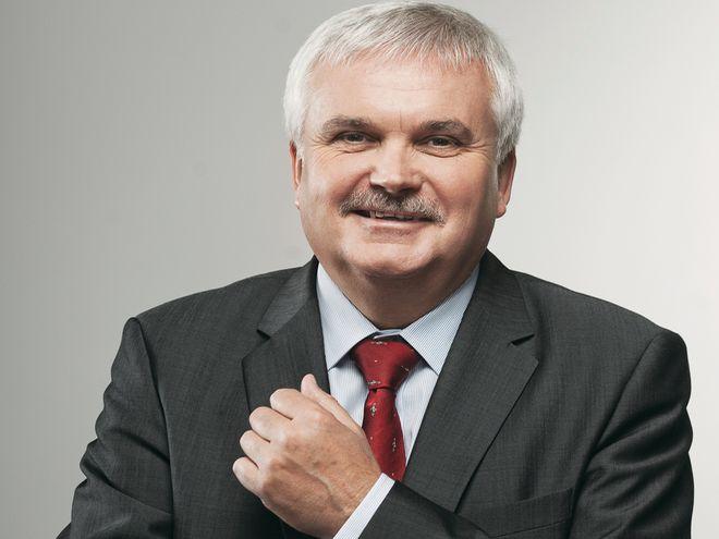 Jest nowy rektor Politechniki Wrocławskiej. Będzie rządził uczelnią od września