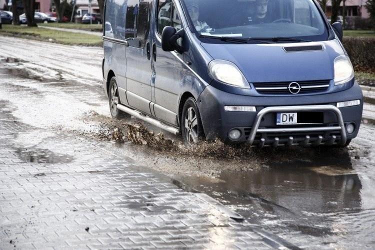 Wrocław: Duża awaria wodociągowa. Były problemy z wodą w całym mieście