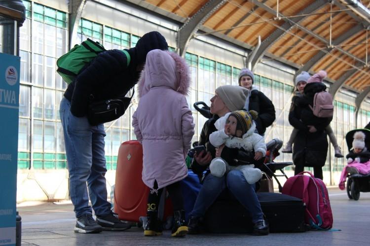 Pieniądze na utrzymanie Ukraińców. Od dziś można starać się o wypłatę