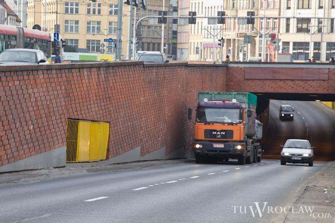 Zamknęli tunel pod pl. Dominikańskim. Utrudnienia i korki aż do końca września