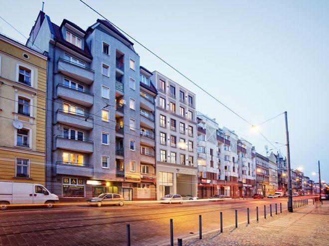 Kamienica w centrum Wrocławia znów ma wyglądać niemal jak 150 lat temu. Będą w niej mieszkania [WIZUALIZACJE]