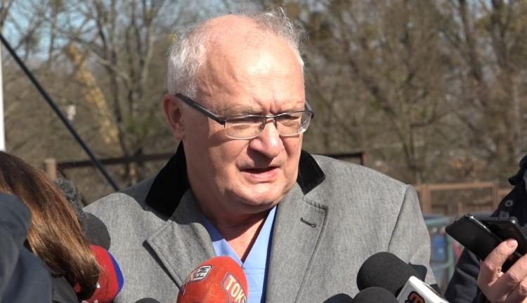 Wojewódzki konsultant do lekarzy: „Nie przysyłajcie nam wszystkich pacjentów, którzy kichają i prychają...”