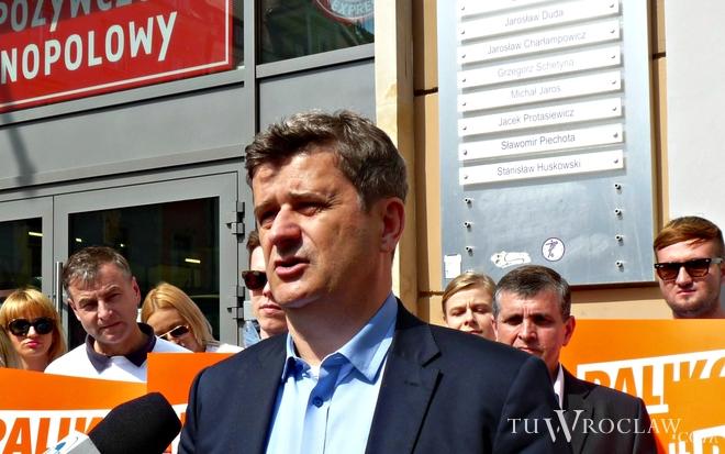 Janusz Palikot we Wrocławiu: Schetyna ośmieszył nasz kraj, odmawiając wjazdu Nocnym Wilkom