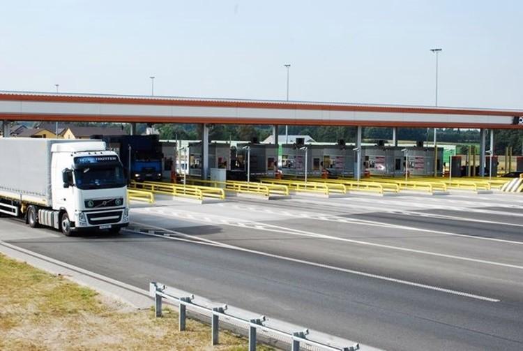 Wciąż szukają chętnego, który wyremontuje autostradę A4