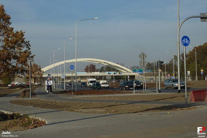 Wypadek koło Marino. Na miejscu policja, straż i pogotowie ratunkowe