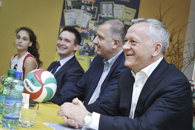 Prezydent i polityk PO ogłaszają: Wrocław musi opanować... siatkówka
