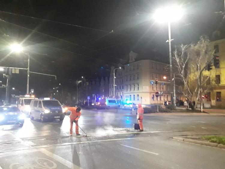 Zderzenie tramwaju z autobusem. Spore utrudnienia w centrum Wrocławia