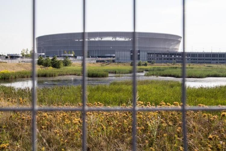 Temat Tygodnia: Co dalej z „dziurą” przy stadionie? [OPINIE]