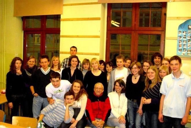 Podpisz oświadczenie i „Daj coś od siebie!”