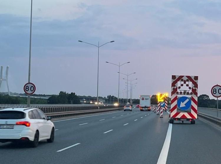 Wrocław: autostradą A4 i AOW pojedziemy maksymalnie 80 km/h