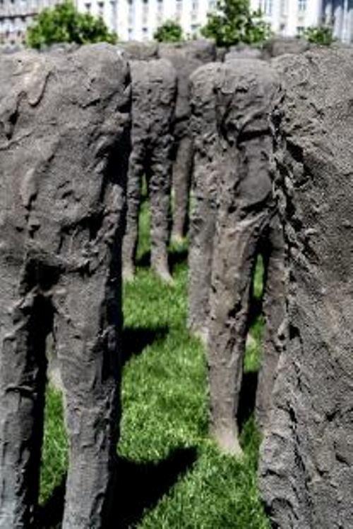 Ślady istnienia Magdaleny Abakanowicz  w przestrzeniach Wrocławia