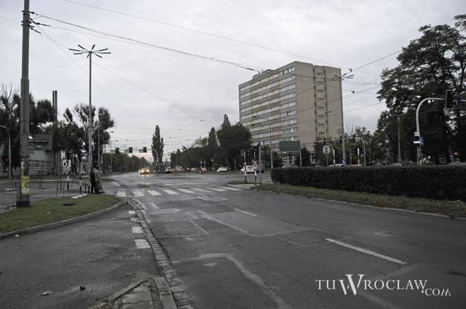 Szybkie remonty na 5 ulicach przełożone na wiosnę, bo nocą jest za zimno