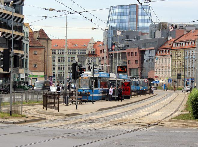 Remont rozjazdów na Kazimierza Wielkiego – od soboty spore zmiany w komunikacji miejskiej