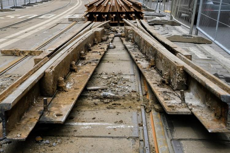 Rusza remont torowiska na Legnickiej. Od soboty zmiany w rozkładach