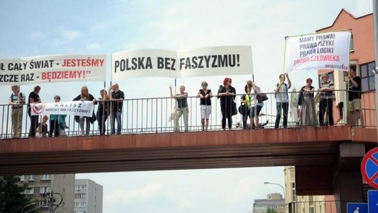 Marsz z okazji 11 listopada pójdzie pod synagogę. „To święto wszystkich, którzy w naszym kraju żyją, pracują lub się uczą”