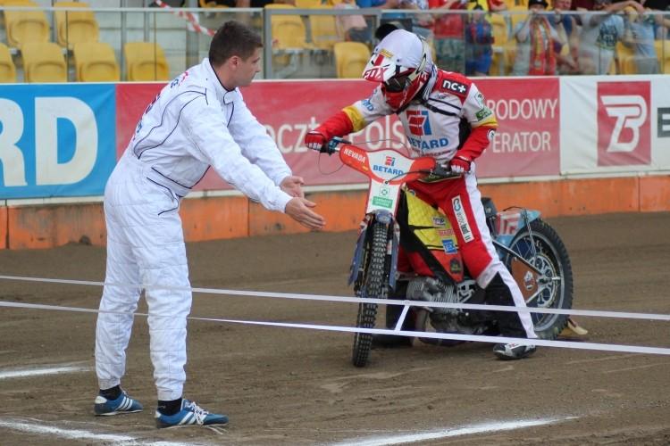 Bezlitosna Betard Sparta rozjechała rybnickie Rekiny. Wrocławianie liderem PGE Ekstraligi! [RELACJA]