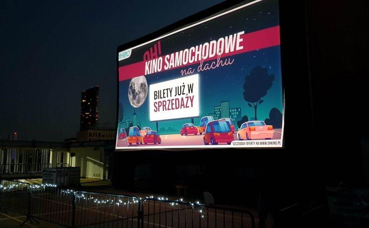 Rusza kino samochodowe na dachu Arkad Wrocławskich [ZDJĘCIA]