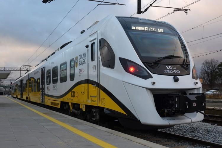 Śmierć na torach we Wrocławiu. Nie żyje młody mężczyzna
