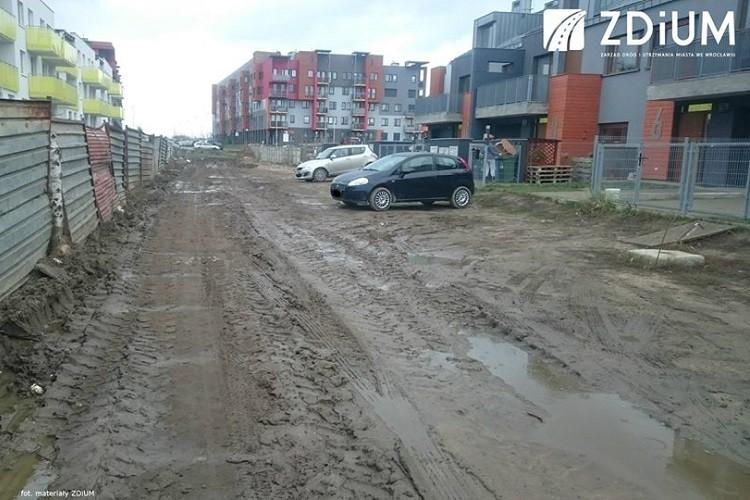 W kwietniu powstaną kolejne odcinki ulic na Lipie Piotrowskiej [ZDJĘCIA]