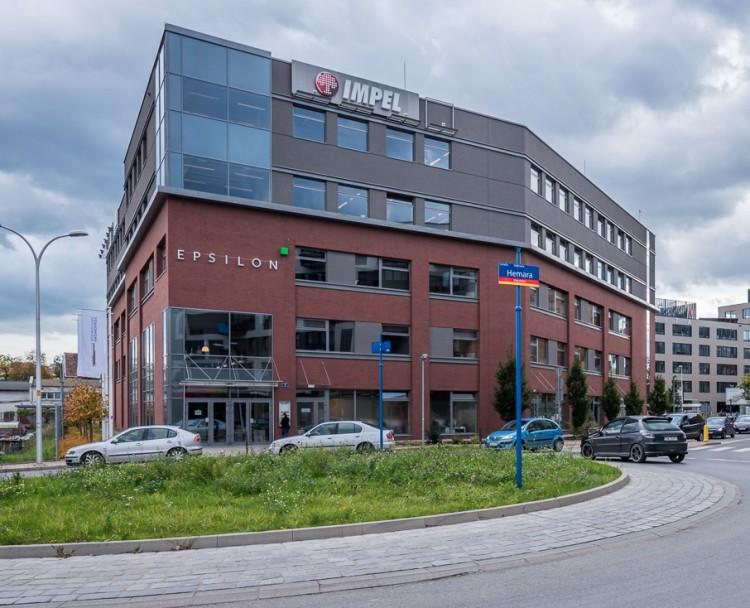 Umowy najmu we wrocławskim biurowcu przedłużane mimo lockdownu. Nowa restauracja!