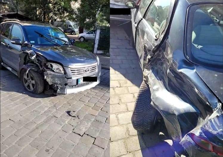 Wrocław: Porzucone, rozbite auto na ulicy Brodatego. Kierowca uciekł