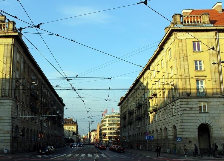 Rusza budowa progów zwalniających na Świdnickiej