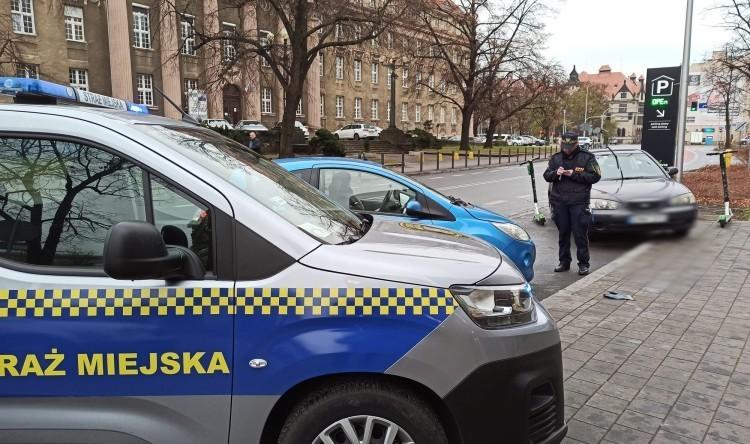 Wrocław: Straż miejska do liftingu. Każdy strażnik dostanie terminal