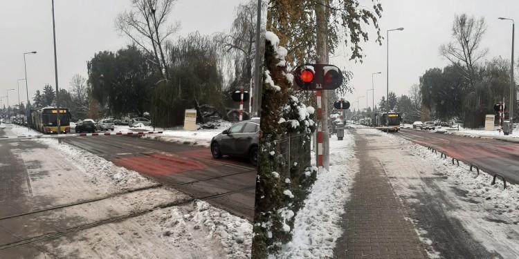 Wrocław: Awaria rogatek na Grota-Roweckiego. Korki w stronę centrum