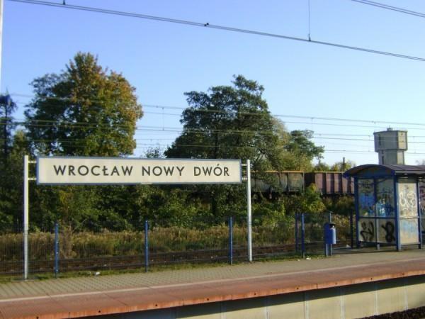 Pożar na stacji kolejowej Wrocław Nowy Dwór [ZDJĘCIA]