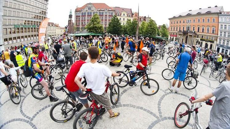 Masa Krytyczna znów wyjedzie na ulice Wrocławia [UTRUDNIENIA DLA KIEROWCÓW]