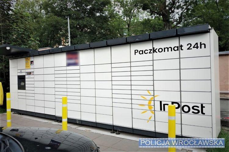 Włamania do paczkomatu. Policja zatrzymała sprawców