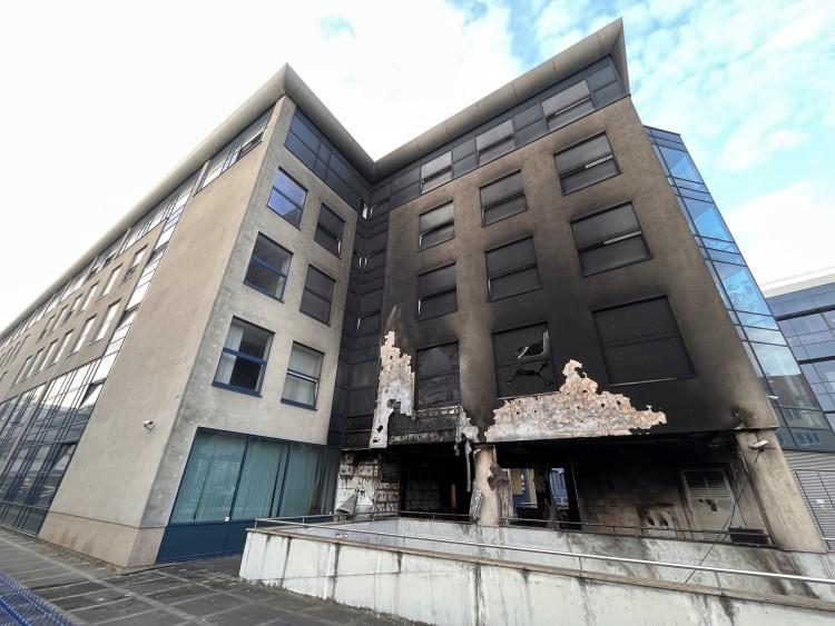 Wrocław: Pożar budynku Uniwersytetu Przyrodniczego. Trwa szacowanie strat [ZDJĘCIA]