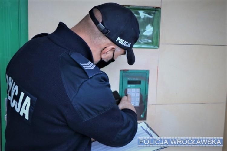 Wrocław: 36-latka z COVID-19 mimo izolacji pojechała sobie do Krakowa