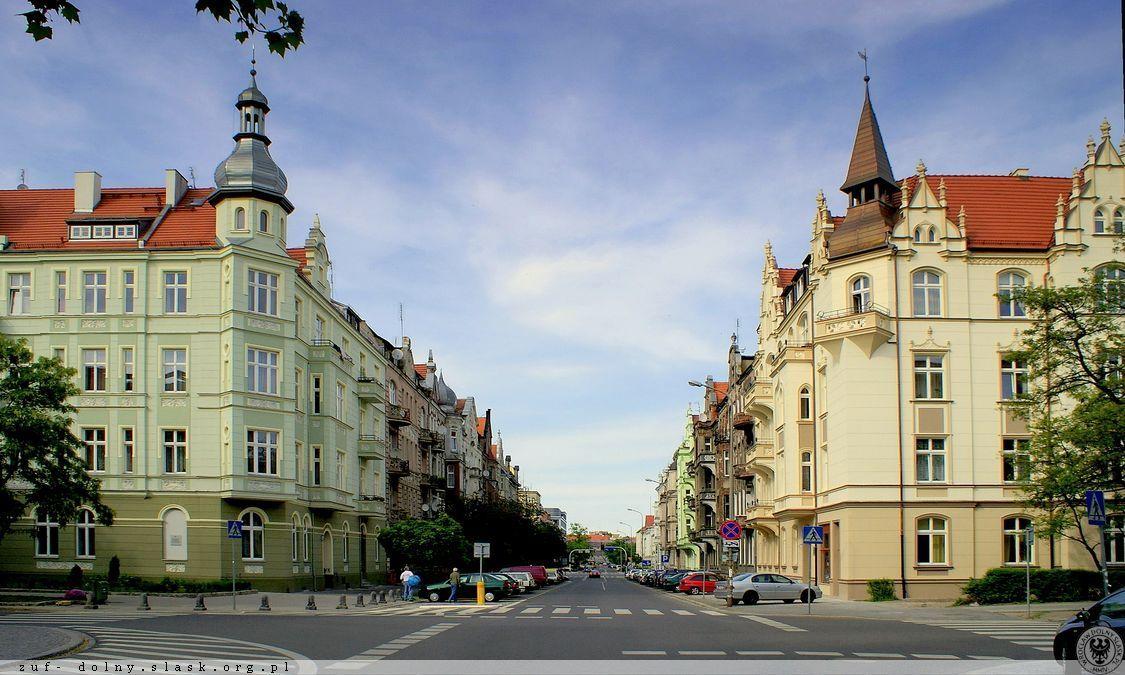 Będą nowe chodniki, latarnie, ławki i zieleń na Norwida