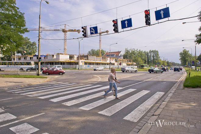 Miasto wysupłało więcej pieniędzy z budżetu i do końca roku wyremontuje 5 ulic