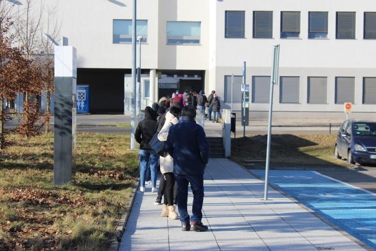 Wrocław: Zakażeń wciąż bardzo dużo. Ale inni mają gorzej