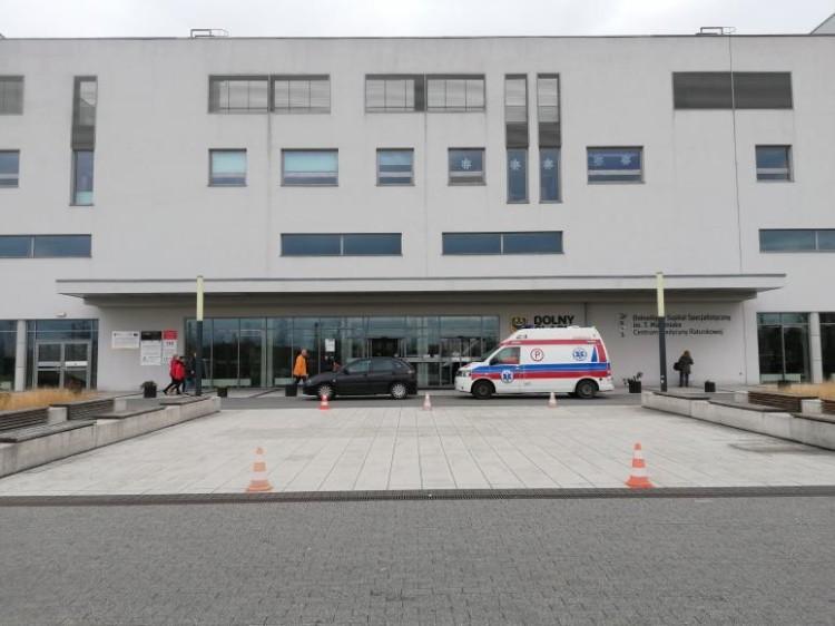 Pacjent z Fieldorfa nie miał koronawirusa