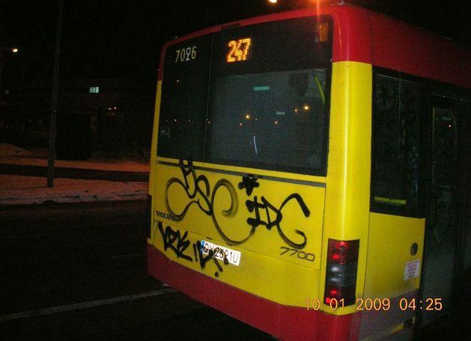 Koniec jazdy na gapę w autobusach nocnych? MPK wysyła w teren czteroosobowe grupy kontrolerów