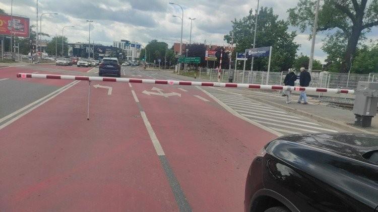 Miasto do kolejarzy po awariach szlabanów: 
