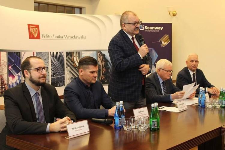 Politechnika Wrocławska rozpoczęła strategiczną współpracę z urzędem marszałkowskim