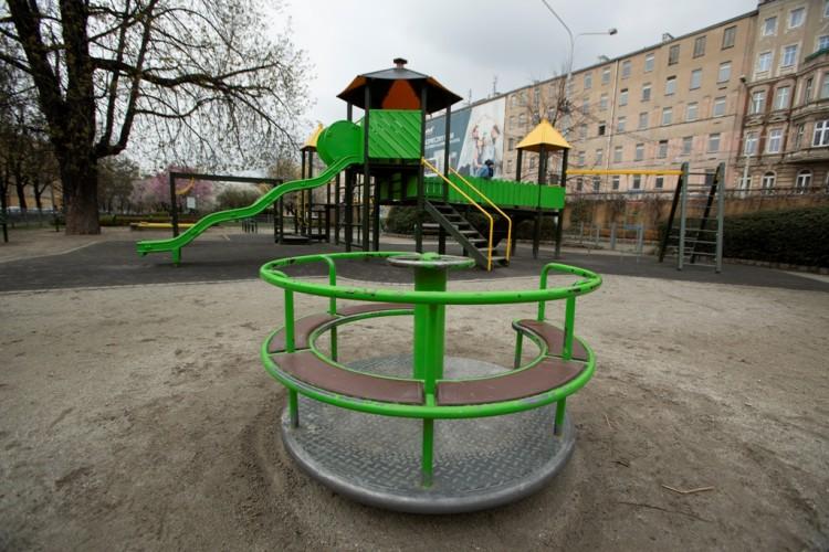 175 wrocławskich placów zabaw do kontroli. Miasto wyda na to ponad 30 tys. zł