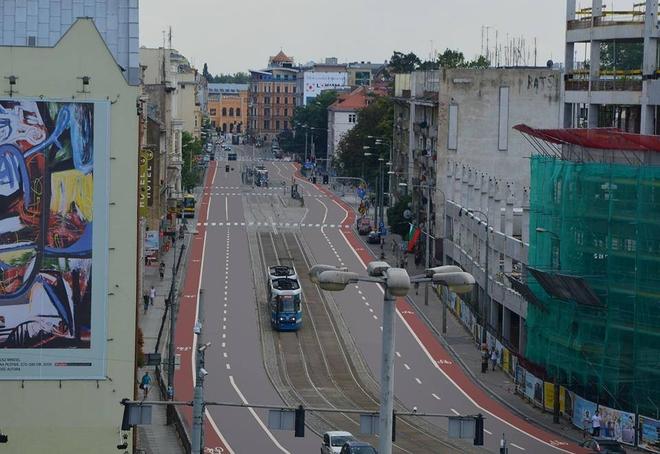 Rowerowy Wrocław: za prawie pół miliona złotych wyznaczą pasy między Galerią Dominikańską a Dworcem Głównym